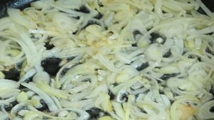 Баклажаны жареные с помидорами