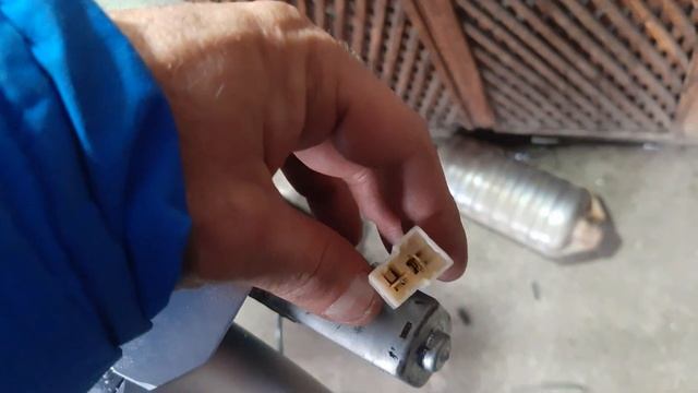 BMW 325 instalação difusor de escape смотреть онлайн