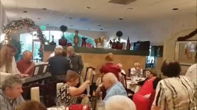 Ах эта свадьба пела и плясала