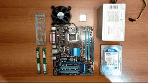 Core 2 Quad Q8200 + Intel GMA 4500 Retro PC Build! #3 (360p)
