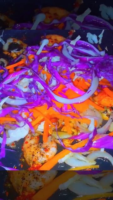 Prawn Noodles🦐 😋 in 10 Mins in Restaurant Style! #shorts #shortsviral #shortsvideo #shortsfeed смотреть онлайн