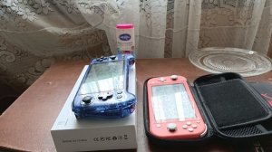 ЧТО ВЫБРАТЬ? ANBERNIC RG556 или NINTENDO SWITCH LITE? Какая из них действительно ретро консоль