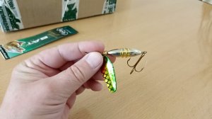 Распаковка посылки с блесной BAT 5122 по заказу Fmagazin
