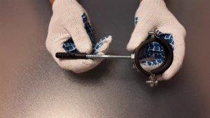 Держатель металлический для трубы ПВХ (PVC-U) - фитинг бассейна. Держатель трубы из PVC (ПВХ)