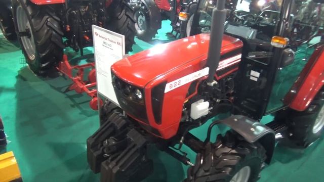 Belarus, MTZ-622 traktor, AGROmashExpo 2018., v180124-1-032 смотреть онлайн