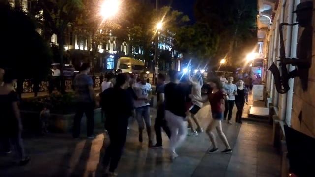 Тбилиси. Руставели. Сальса