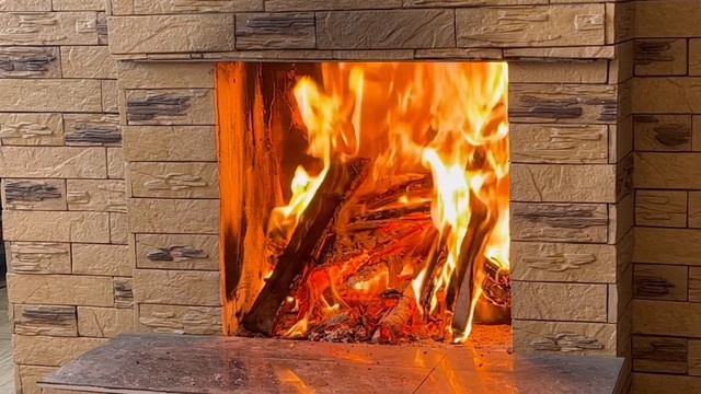 Греемся у камина