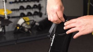 Видеоинструкция Champion  бензиновые снегоотбрасыватели  Комплектность, подготовка, запуск