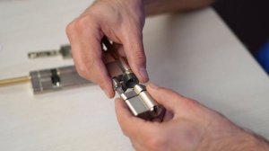 Такой замок не вскроет НИ ОДИН взломщик? / Как фирма ABUS покорила ВЕСЬ МИР своей надежностью?