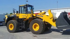 KOMATSU WA470 6 WHEEL LOADER