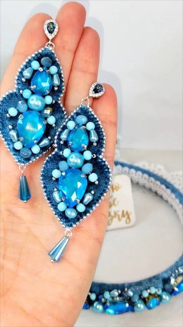 Комплект украшений - ободок и серьги из бархата расшитые кристаллами и бусинами #серьги смотреть онлайн