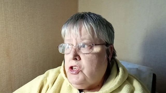 Посылка из России, распаковка, радость Жени, поговорим#поговорим#вязание смотреть онлайн