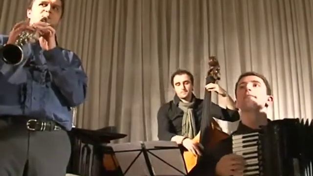 Moldavian Medley - Konnexion Balkon смотреть онлайн