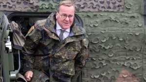 Писториус назвал интимными отношения немцев с оружием
