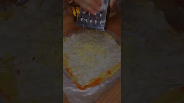 Салатик с КРАСНОЙ РЫБКОЙ ✅️ к праздничному столу. Готовимся к Новому Году‼️ #shortvideo #еда#рецепт смотреть онлайн