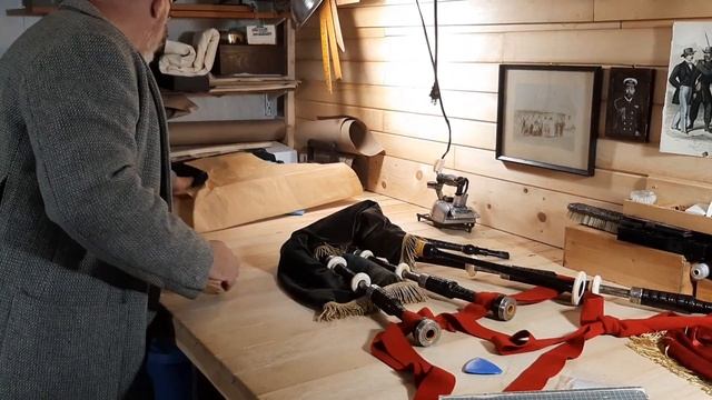 How to make a bagpipe bag cover, part one смотреть онлайн
