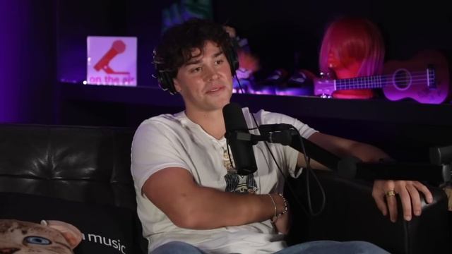 Noah Beck | Iphis, Soccer, Sexuality, Relationships