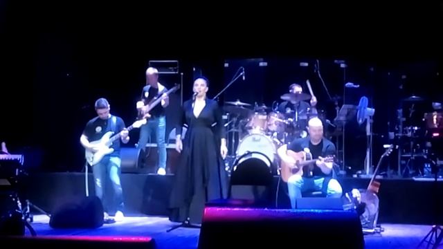 Елена Ваенга-Снег 15.06.2017 смотреть онлайн