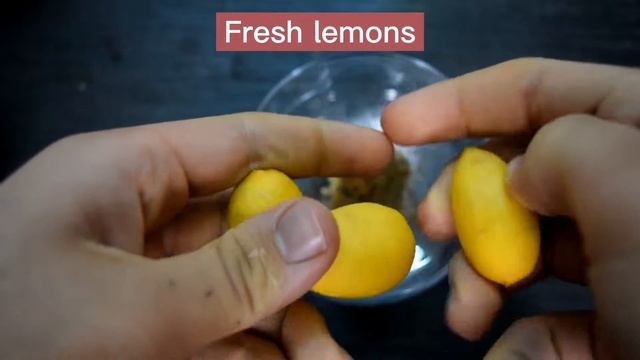 The most effective solution for whitening damaged and dirty teeth | With 4 natural ingredients