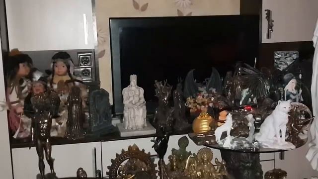 ОЙ,Я БОЮСЯ...СЛУШАТЬ ВСЕМ(видео архив)ИНГА ХОСРОЕВА.ВЕДЬМИНА ИЗБА. смотреть онлайн