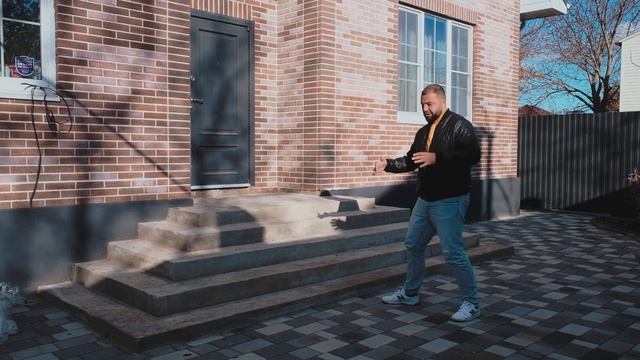 Обзор одноэтажного дома 129м2 с террасой и автоматическими воротами от VASILICH 1 часть