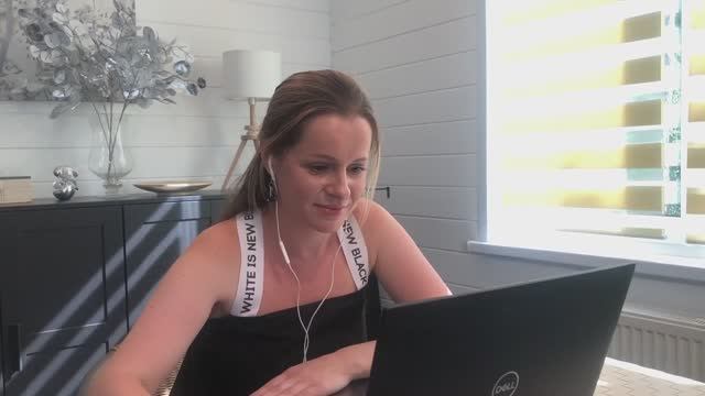 ЖУК ВидеоКонсультации на сайтах. Заказ технологии_ +7 495 109 5608  digital@dengy.ru  www.dengy.ru
