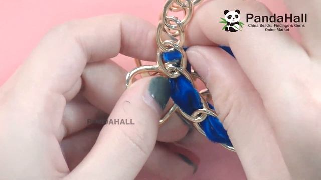 Шпилька из синего бархата смотреть онлайн