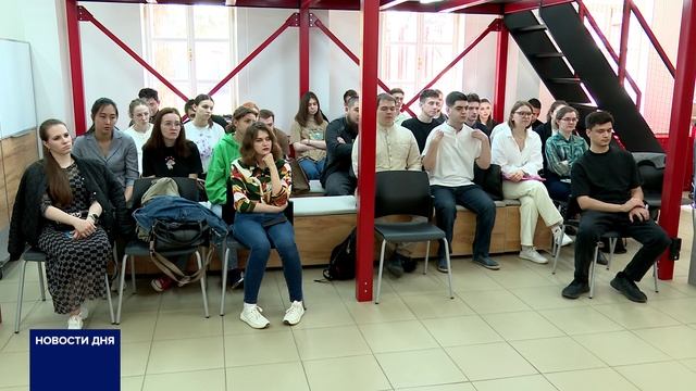 ПРОФЕССОР ВОЕННОЙ МЕДИЦИНЫ ПОЗНАКОМИЛСЯ СО СТУДЕНТАМИ МЕДУНИВЕРСИТЕТА
