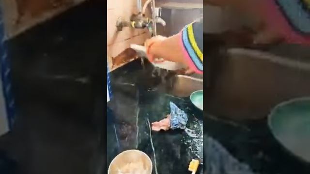 Cleaning Aqua Sure water purifier смотреть онлайн