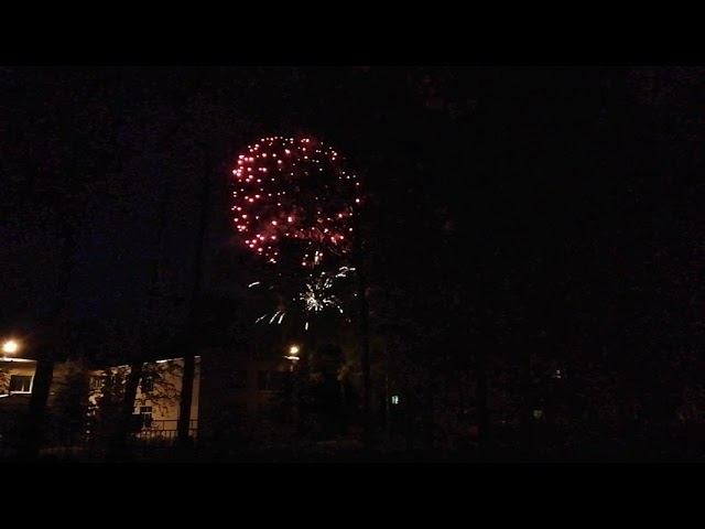 Салют в честь празднования дня победы! смотреть онлайн