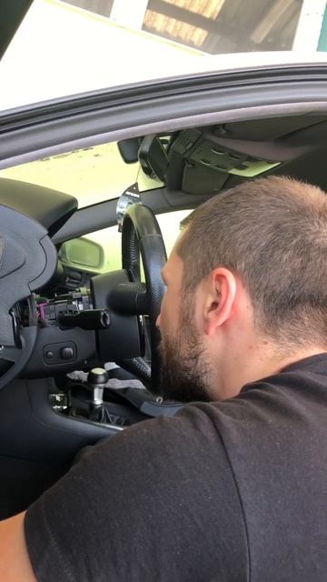 A4 B5 Electric Steering Column with Memory function смотреть онлайн