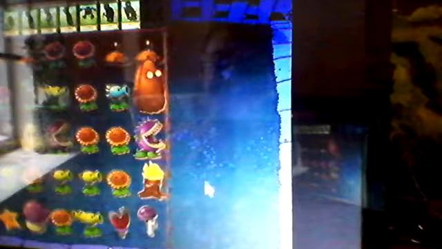 1 ВИДЕО ЕС  ЗОМБИ ПРОТИВ РАСТЕНИЙ!!!!!!! смотреть онлайн