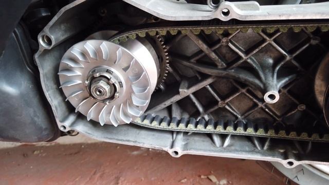 Motoforce Racing V.2 Variátor szett és fékbetét csere. Tuningot a Betának! смотреть онлайн