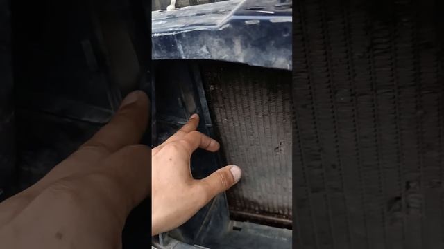 как открыть капот на Мерседес W202 если оборвался трос смотреть онлайн