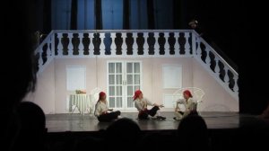 Музыкальная комедия "Собака на сене" - отрывок из спектакля