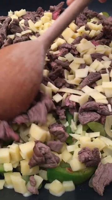 Cheese Baked Pot Look at which green pepper and potato go best with cheese смотреть онлайн