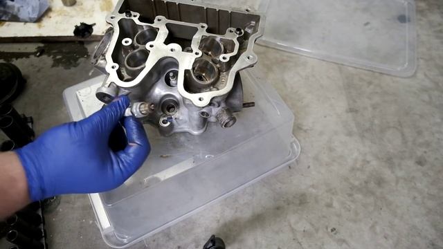 008 F650GS head disassembly смотреть онлайн