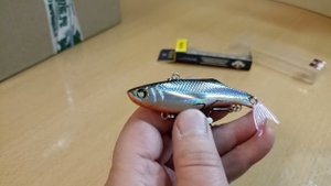 Распаковка посылки с воблером BAT Rai BT030 по заказу Fmagazin