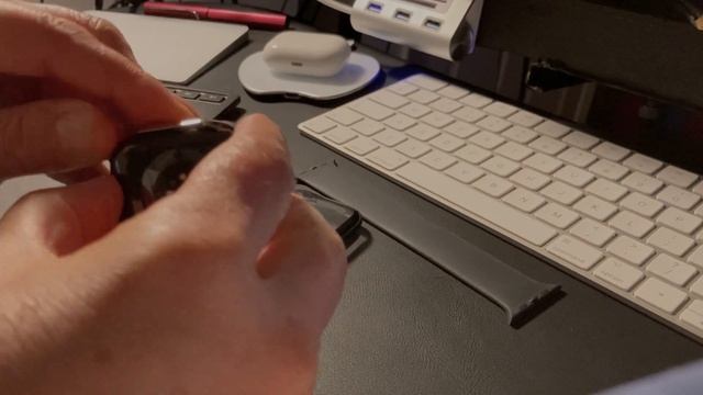 How to protect and change the colour of your Apple Watch смотреть онлайн