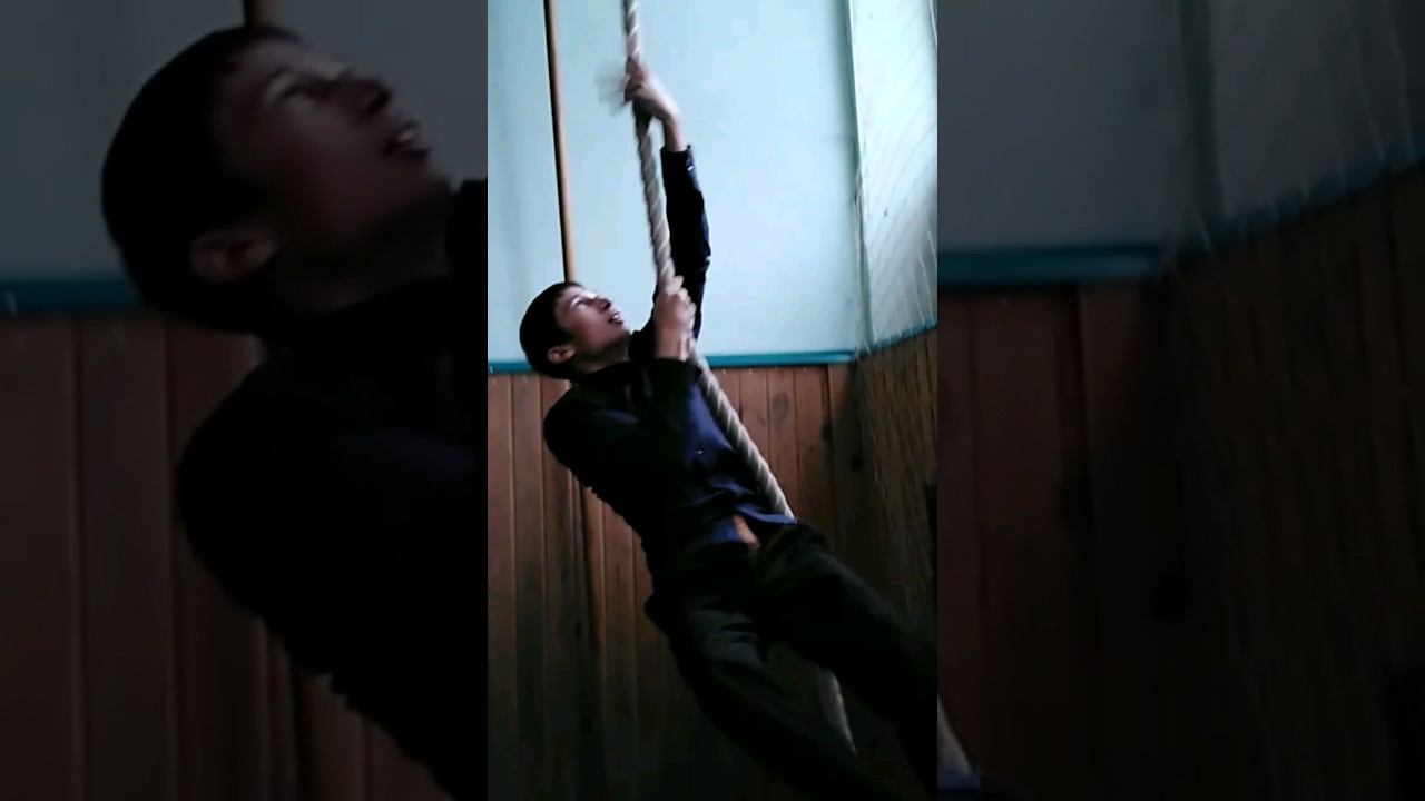 One arm rope climb + front lever