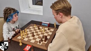 Pinkamena (1547) vs M. Bezuglov (1821). Chess Fight Night. CFN. Blitz