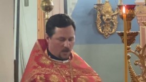 На пасхальной Литургии в храме прп. Пимена Евангелие читалось на разных языках