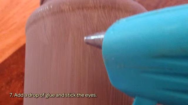 How To Make A Cute Reindeer Candle Holder For Xmas - DIY Crafts Tutorial - Guidecentral смотреть онлайн