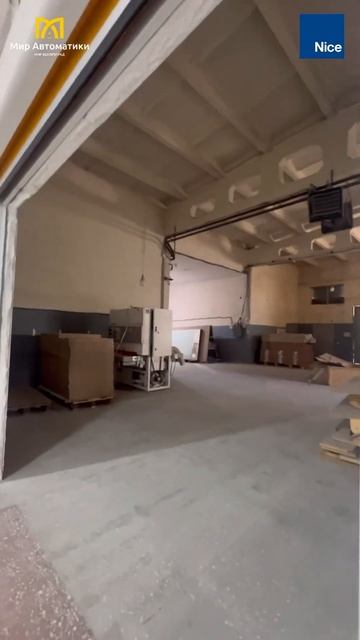 Автоматические скоростные рулонные ПВХ #uzbekistan #tashkent #tashkentcity #ташкент #тренд #топ смотреть онлайн