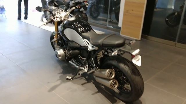 BMW Motorcycles смотреть онлайн