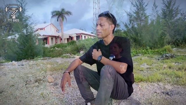 FOHA MAUMAU KOLOA By Sunia Tuiaki performed by 77T BROS смотреть онлайн