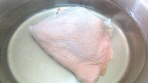 Куриные бёдра тушёные в духовке
