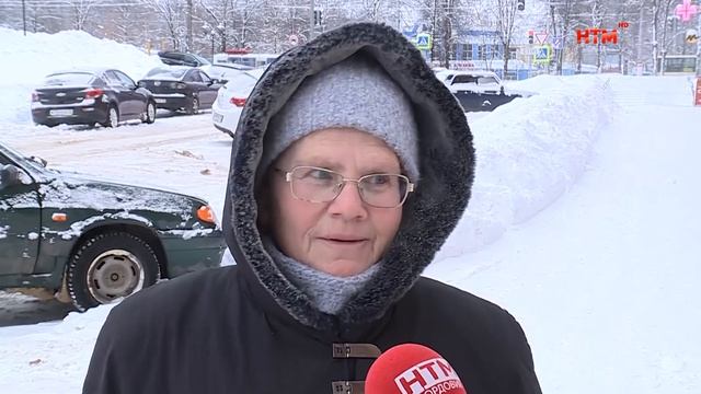 Уборка снега продолжается