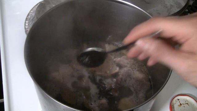 Cantonese Beef Brisket With Daikon  萝卜焖牛腩  (With "Foo Jook"   Bean Curd Sticks)  Chinese Beef Stew смотреть онлайн