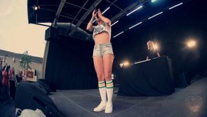 Elliphant - Down On Life / Music Is Life - Live at Kulturhuset Stockholm